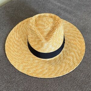 Skinmedica Wide Brimmed Straw Hat With Black Grosgrain Band 50 SPF. NWOT